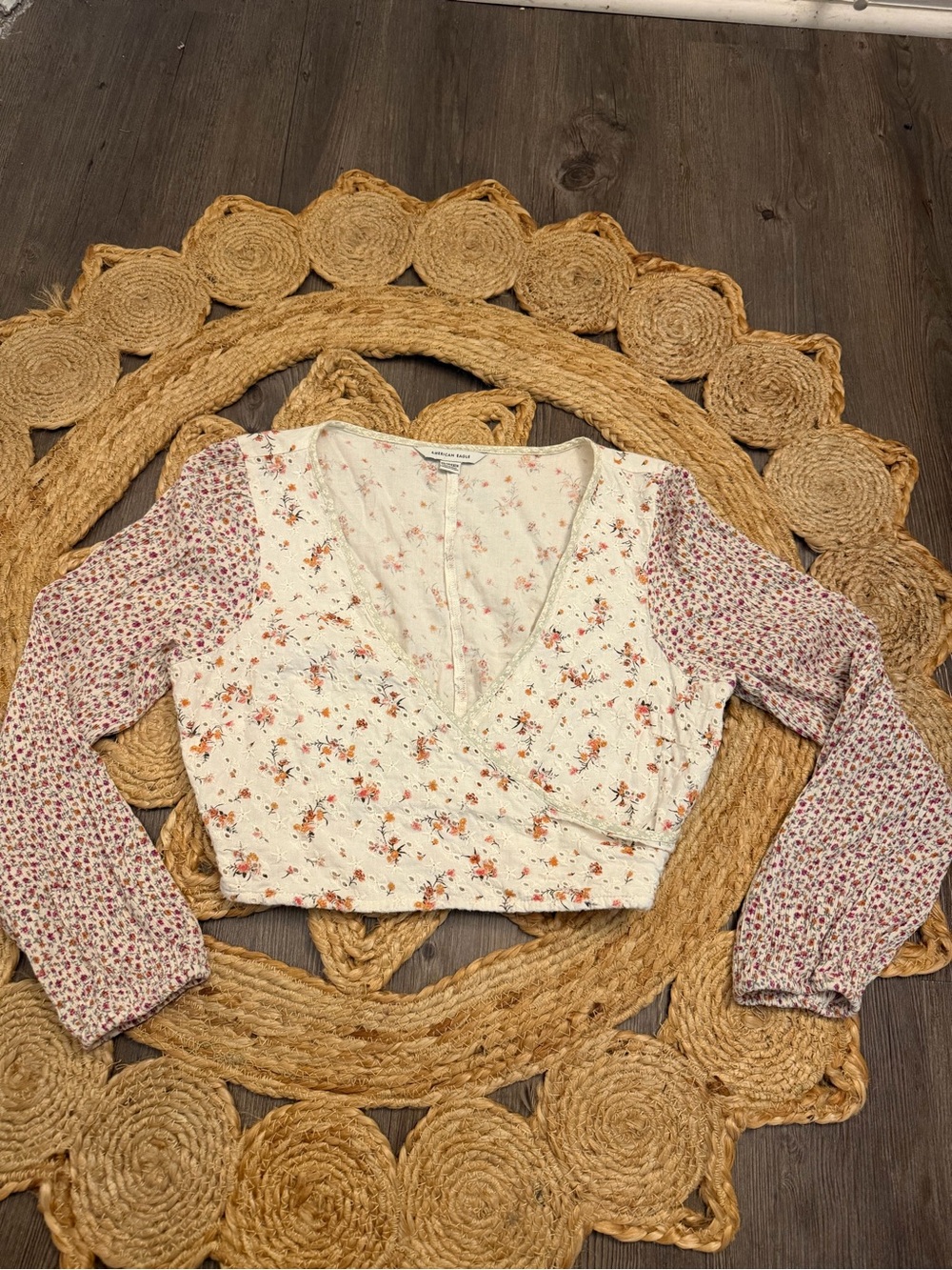 American Eagle Outfitters Floral Wrap Crop Top in Cream and Pink